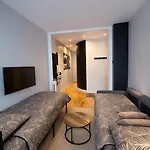 Central Paris Apartment Near Pantheon