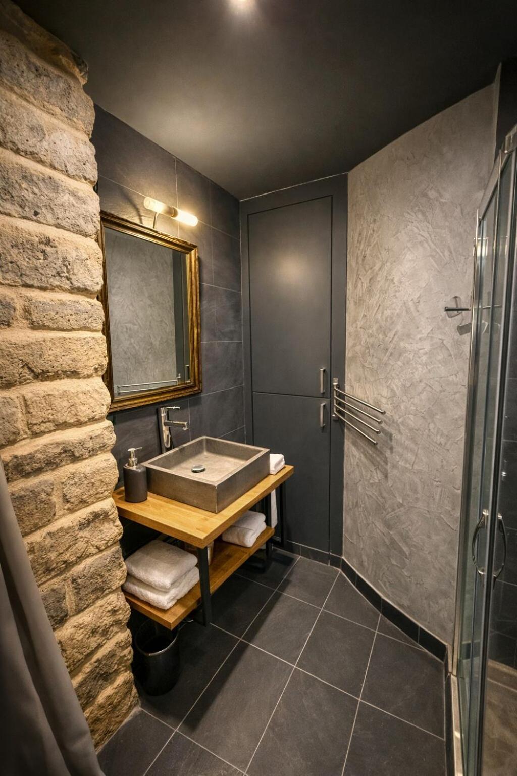 Near Pantheon Apartment Paris